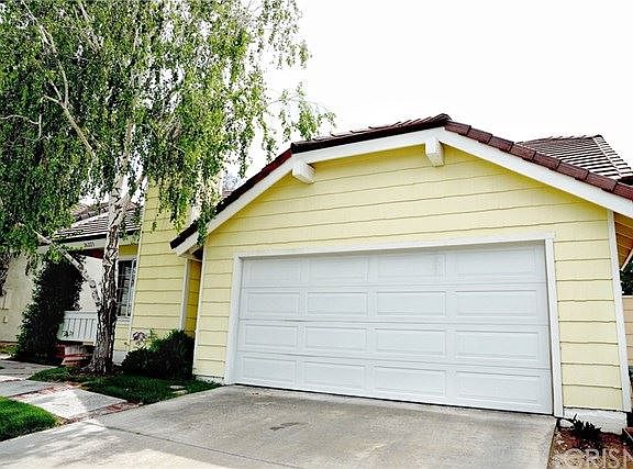 4th image of 26223 Bungalow Court Dr