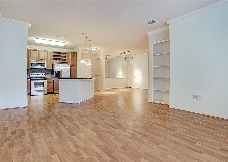 1st image of 1711 Old Spanish Trl APT 324
