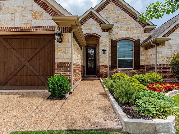 3rd image of 1407 Corrara Dr