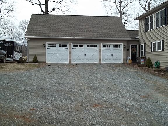 3 car garage