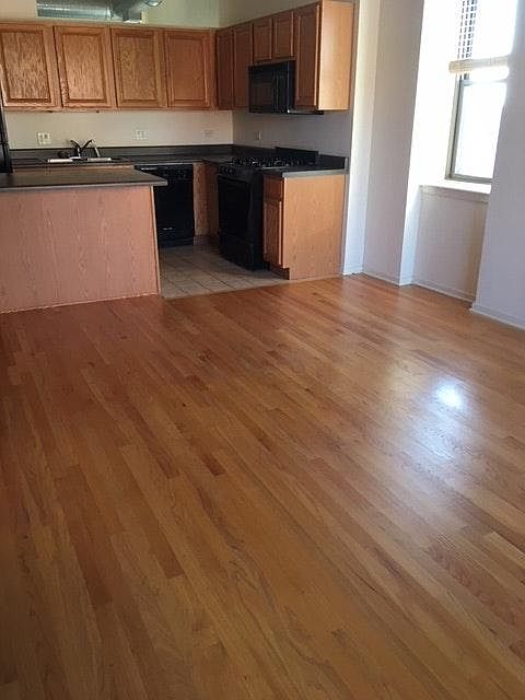Kitchen with island