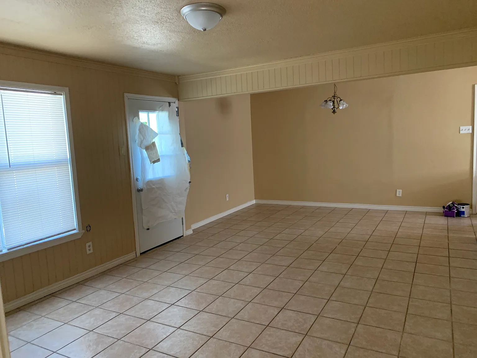 3 bed, 1201 sqft, $1,450 — Photo 2