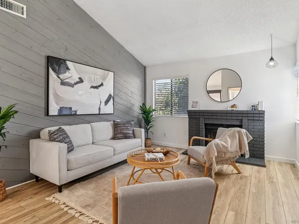 12650 Lakeshore Dr Unit 115, Lakeside, CA 92040