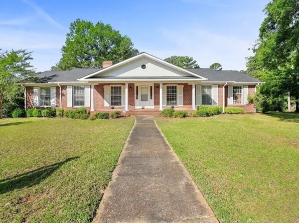 901 N 16th St, Lanett, AL 36863