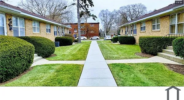 2 bed, $1,560 — Photo 2