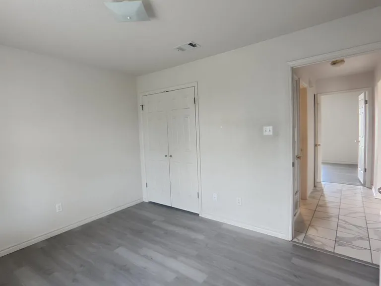 4908 Topsey Dr — Photo 15