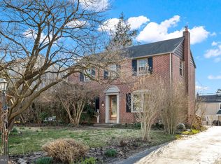 218 Pickwick Rd, Havertown, PA 19083