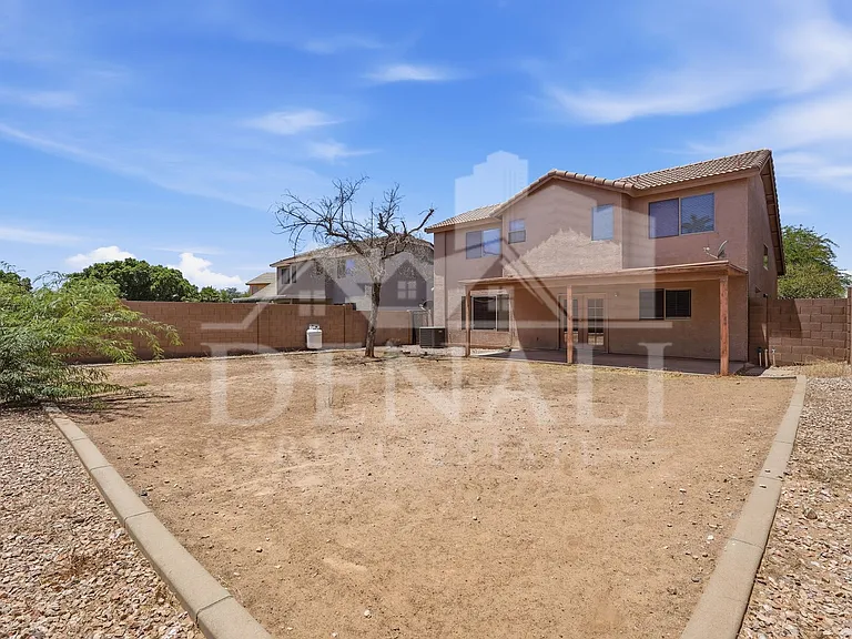 6107 N 135th Dr — Photo 31