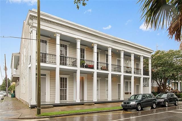 1st image of 1544 Camp St APT 3