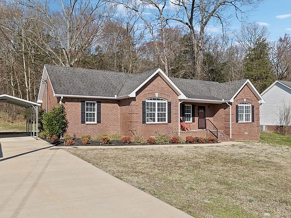 3rd image of 968 Foxboro Dr