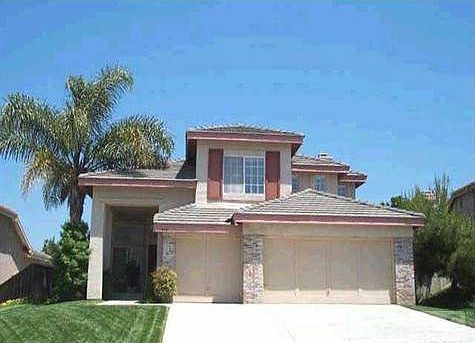 1st image of 958 Honeysuckle Dr