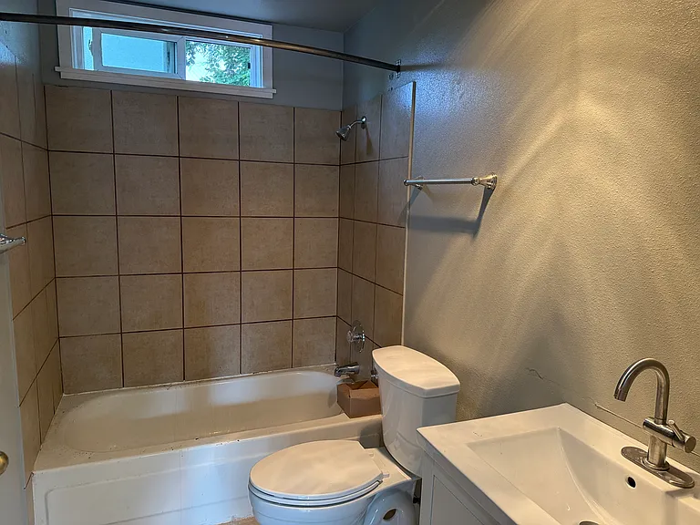 70 N Grand St — Photo 11