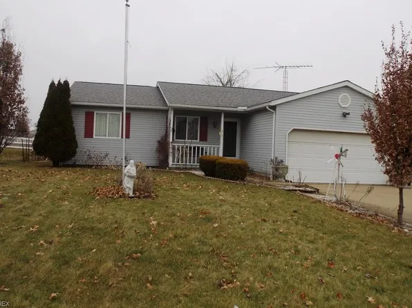 262 Berger St N, East Canton, OH 44730