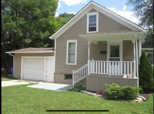 410 Plum Ct, South Elgin, IL 60177