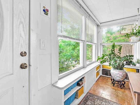 2nd image of 2525 37th St