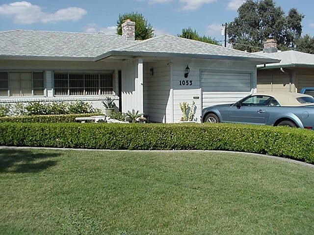 2nd image of 1053 W Calhoun Way