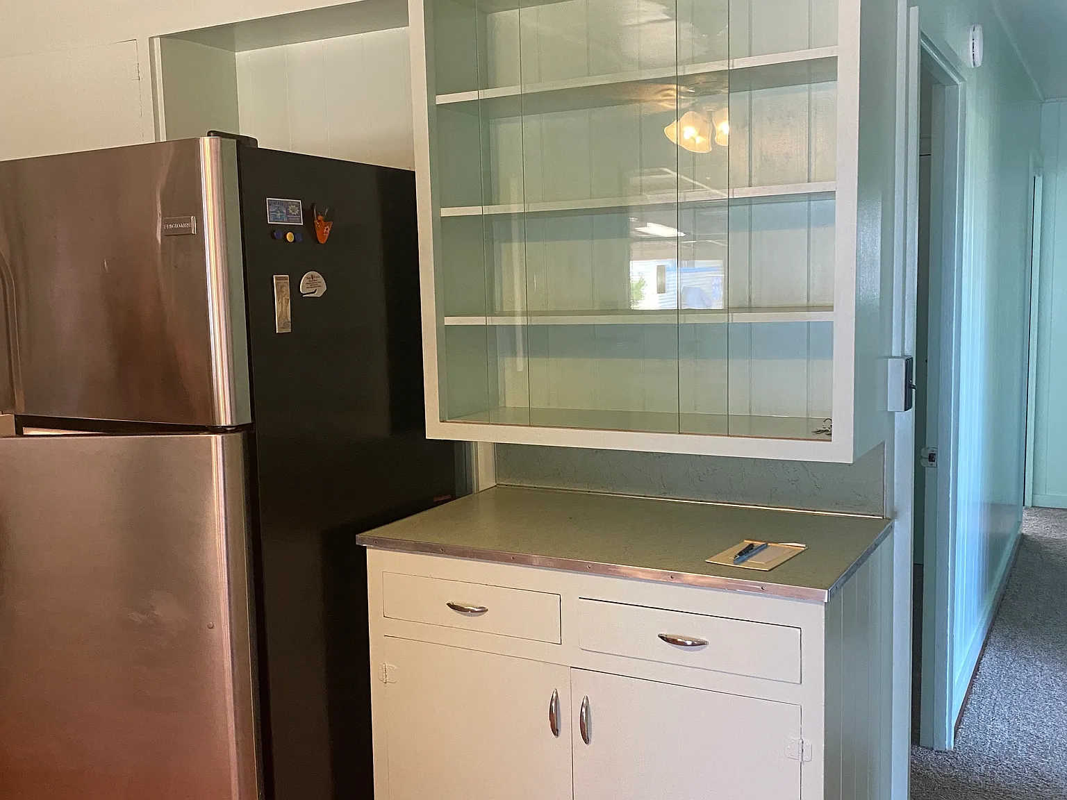 3 bed, 1200 sqft, $3,500 — Photo 3
