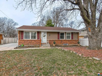 5211 S 52nd St, Lincoln, NE, 68516
