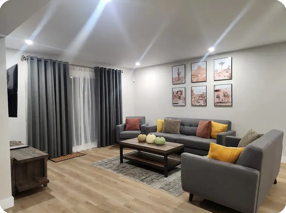 3 bed, 1404 sqft, $2,500 — Photo 2