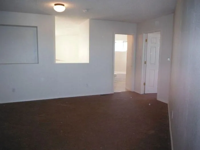 9515 Valleta - 1 — Photo 3