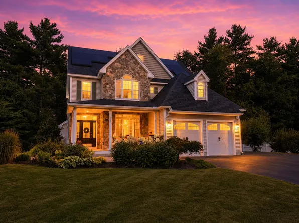 144 Boxwood Lane, Dover, NH 03820