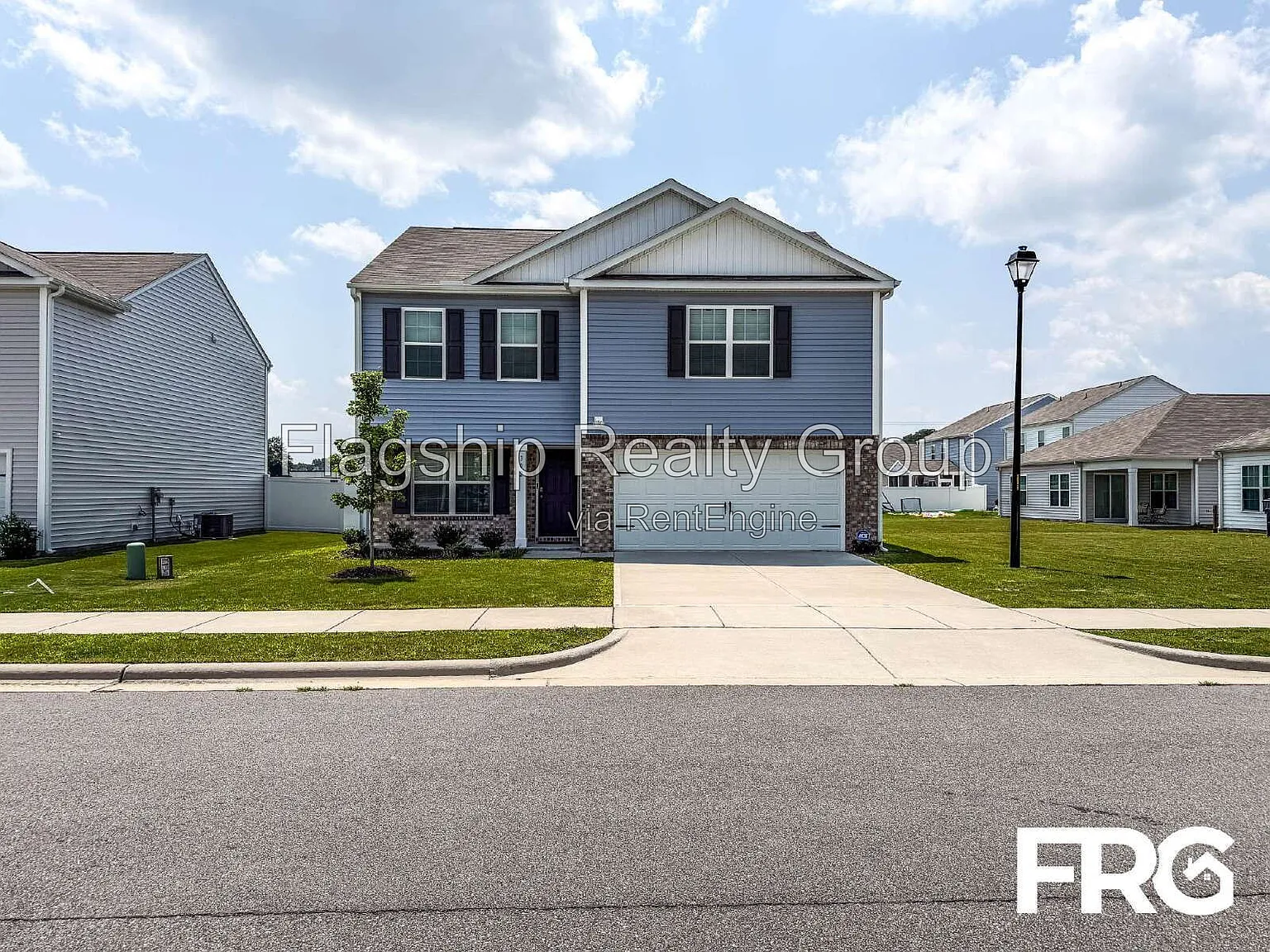 3 bed, 2.5 bath, 2192 sqft, $1,875 — Photo 2