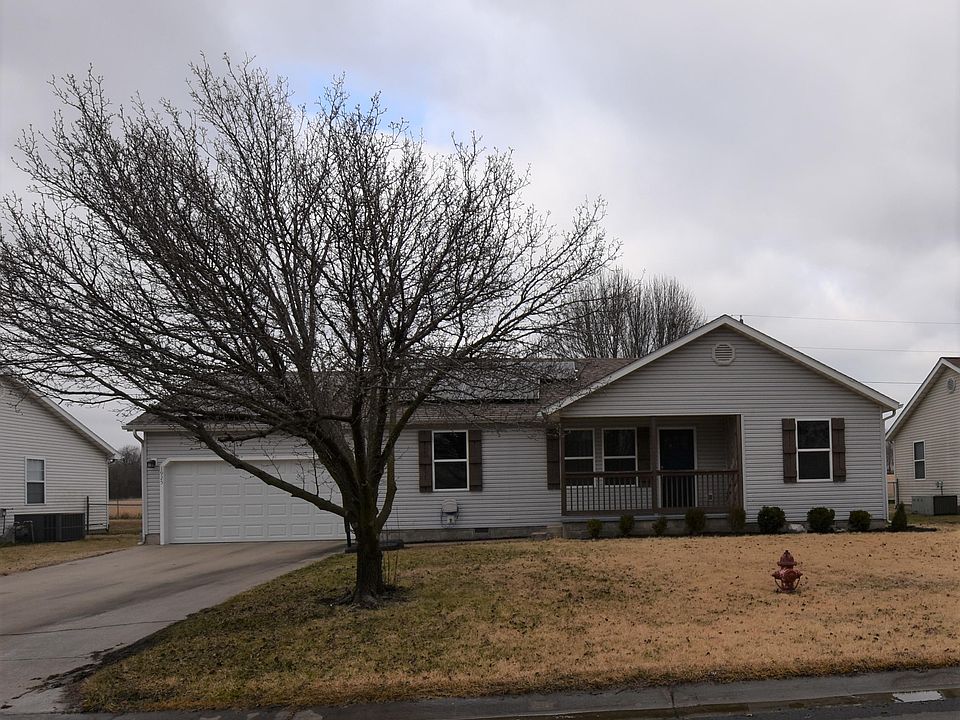 1st image of 1925 Webbwood Dr