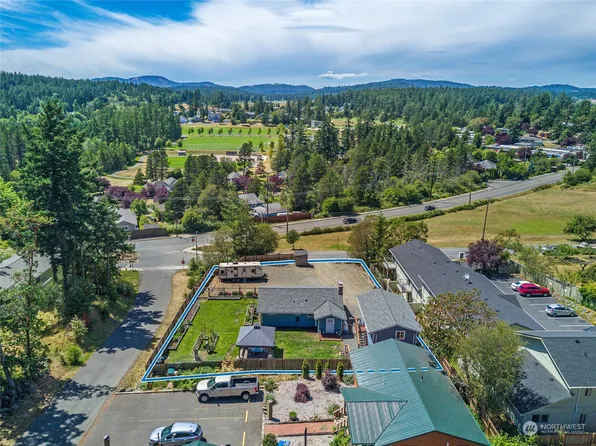 546 University Road, Friday Harbor, WA 98250