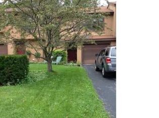 3153 Burrwood Dr, Baldwinsville, NY 13027