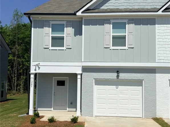 1287 McCoy St, Opelika, AL 36801