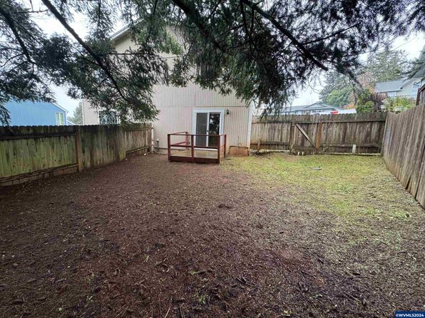 salem-oregon-2092266167 picture