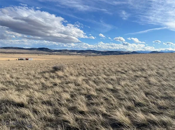 4 S Tartan St, Three Forks, MT 59752