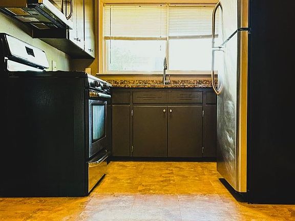 2nd image of 349 15th Ave NE #2