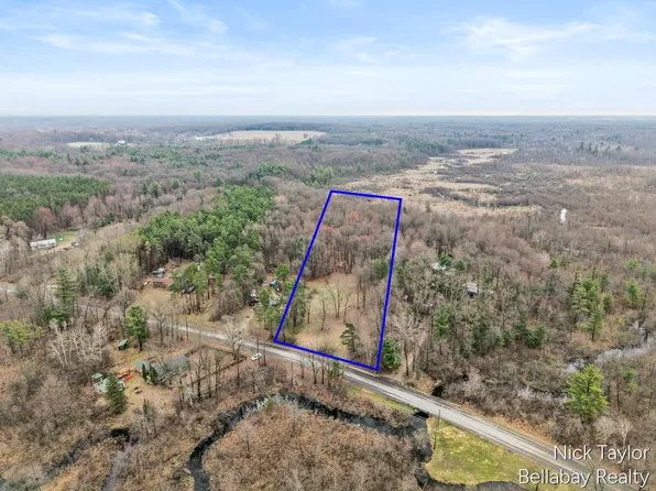 12920 Harvard Ave NE, Cedar Springs, MI 49319