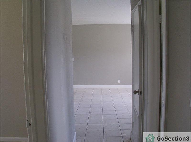 1st image of 921 Arizona Ave