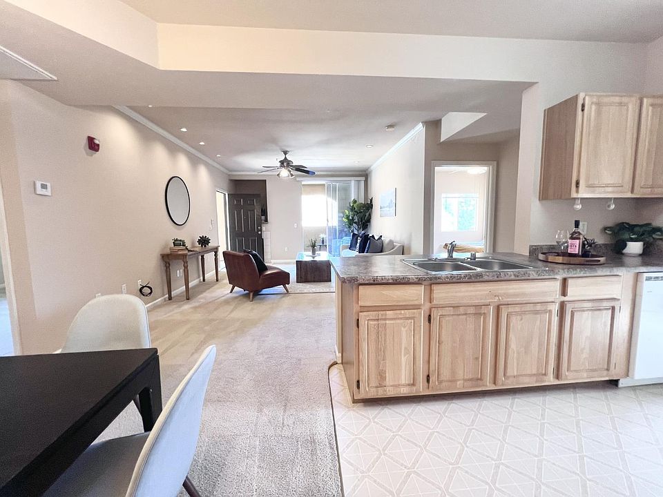 1st image of 501 Gibson Dr APT 721