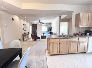 501 Gibson Dr APT 721, Roseville, CA 95678