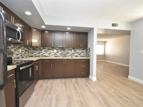 8600 SW 133rd Avenue Rd APT 407, Miami, FL 33183