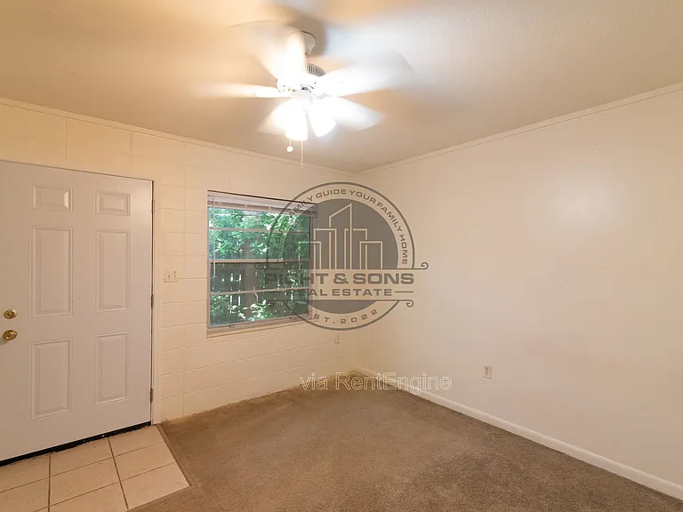 236 Desoto Dr #3 — Photo 3