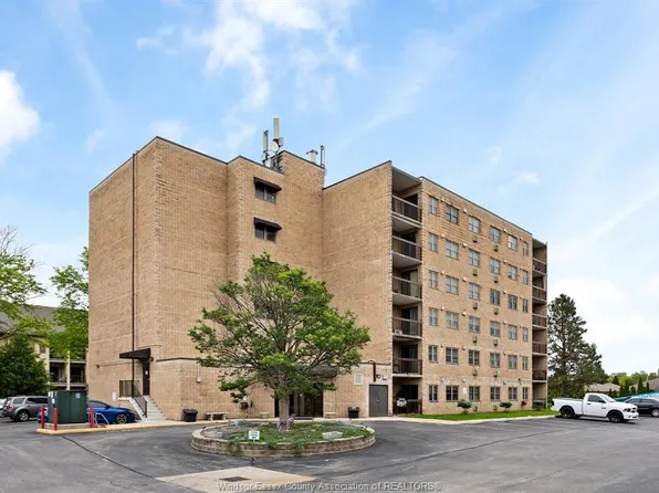 1905 Normandy St #405, Lasalle, ON N9H 1P9
