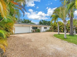 1813 59th St S, Gulfport, FL 33707