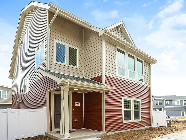 4721 N Tower Dr — Photo 5