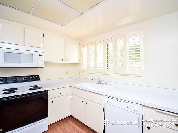 3rd image of 1338 Merrivale West Sq