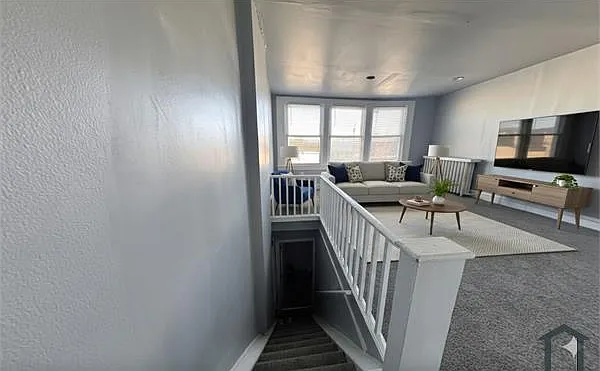 2 bed, $1,150 — Photo 3