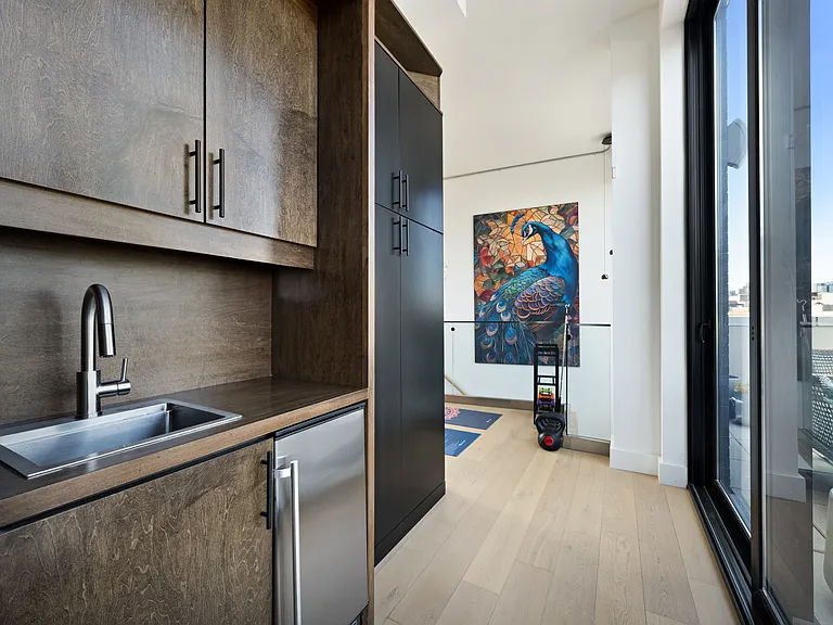 661 Driggs Ave #5B — Photo 28