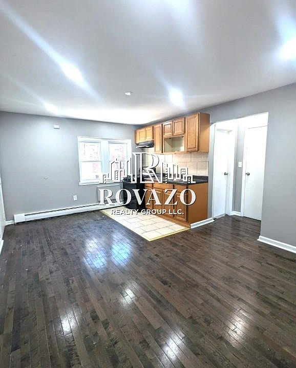 1st image of 479 Roseville Ave APT 7