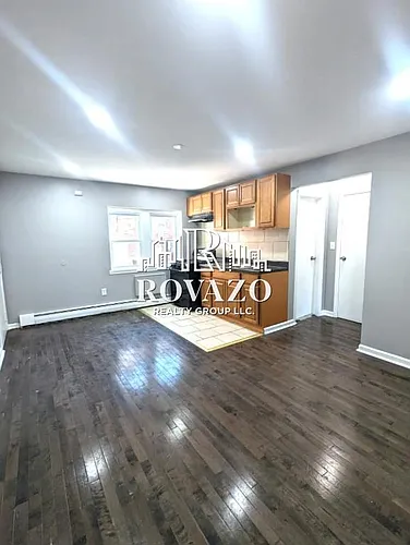 479 Roseville Ave Photo 1