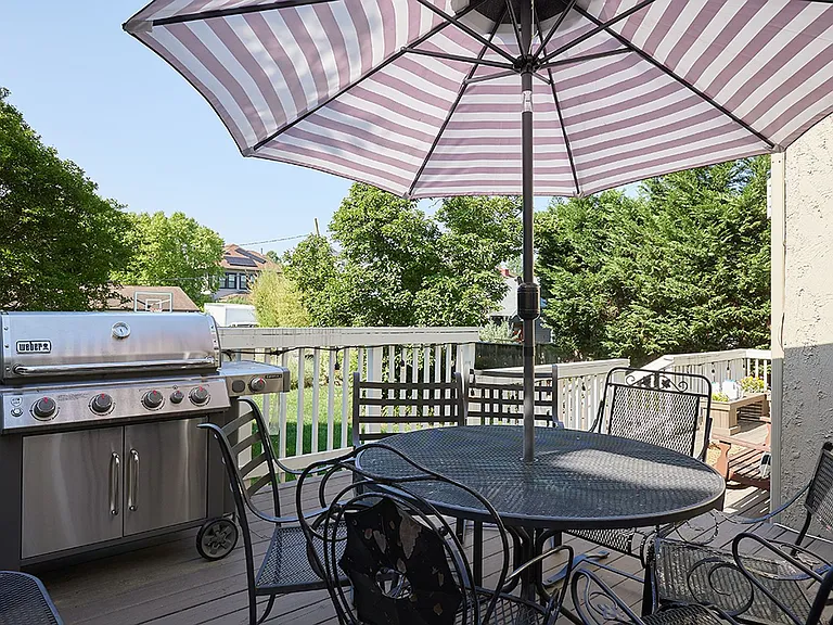 1424 Longfellow St NW — Photo 38