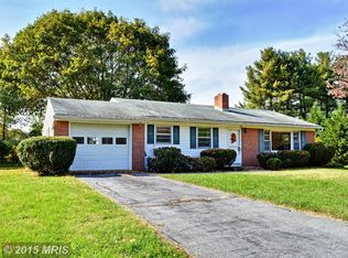 13334 Apple Hill Dr, Hagerstown, MD