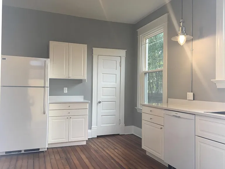 1320 Vandalia Ave #1 — Photo 4